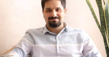 آقای اکبرنیا